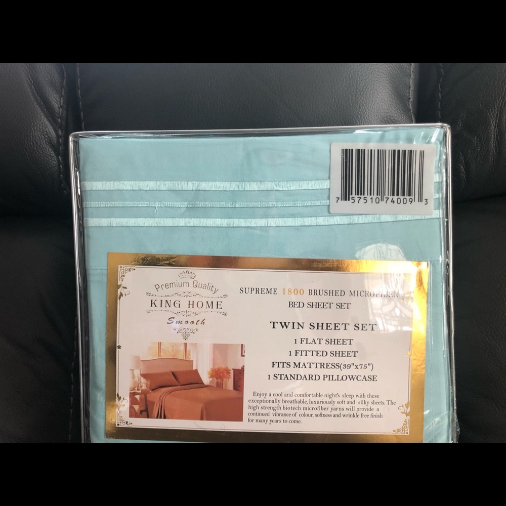T-07: Twin Sheet Set